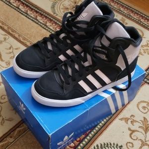Adidas Sneakers High Tops